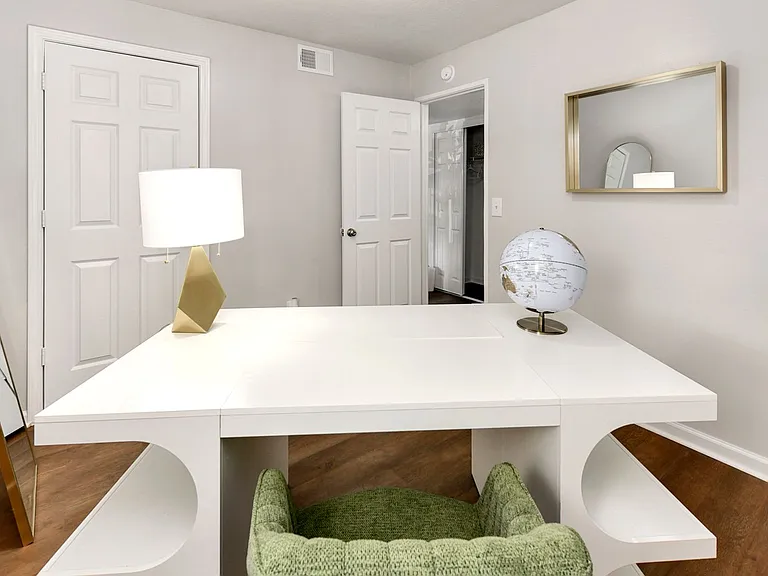 Legend Oaks Gated Community — Photo 82