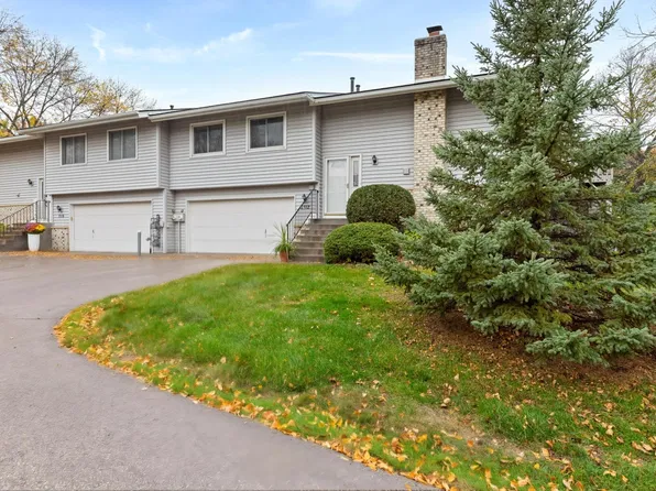 7112 Pontiac Cir, Chanhassen, MN 55317