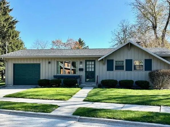 2527 Wilgus AVENUE, Sheboygan, WI 53081