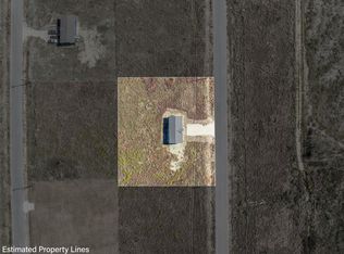 330 Beckham Dr, Dale, TX 78616