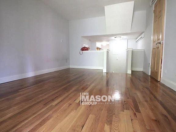 3rd image of 432 E 88th St #213/215