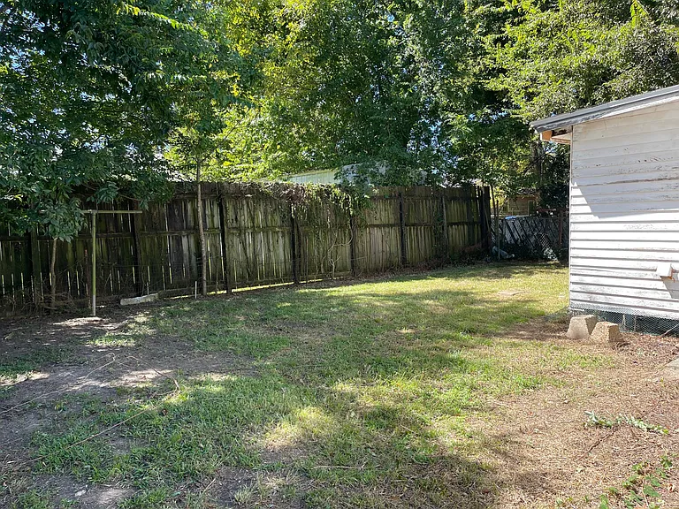 1003 Vidrine St — Photo 11