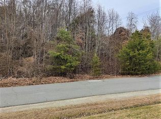 8846 Ox Rd, Lorton, VA 22079