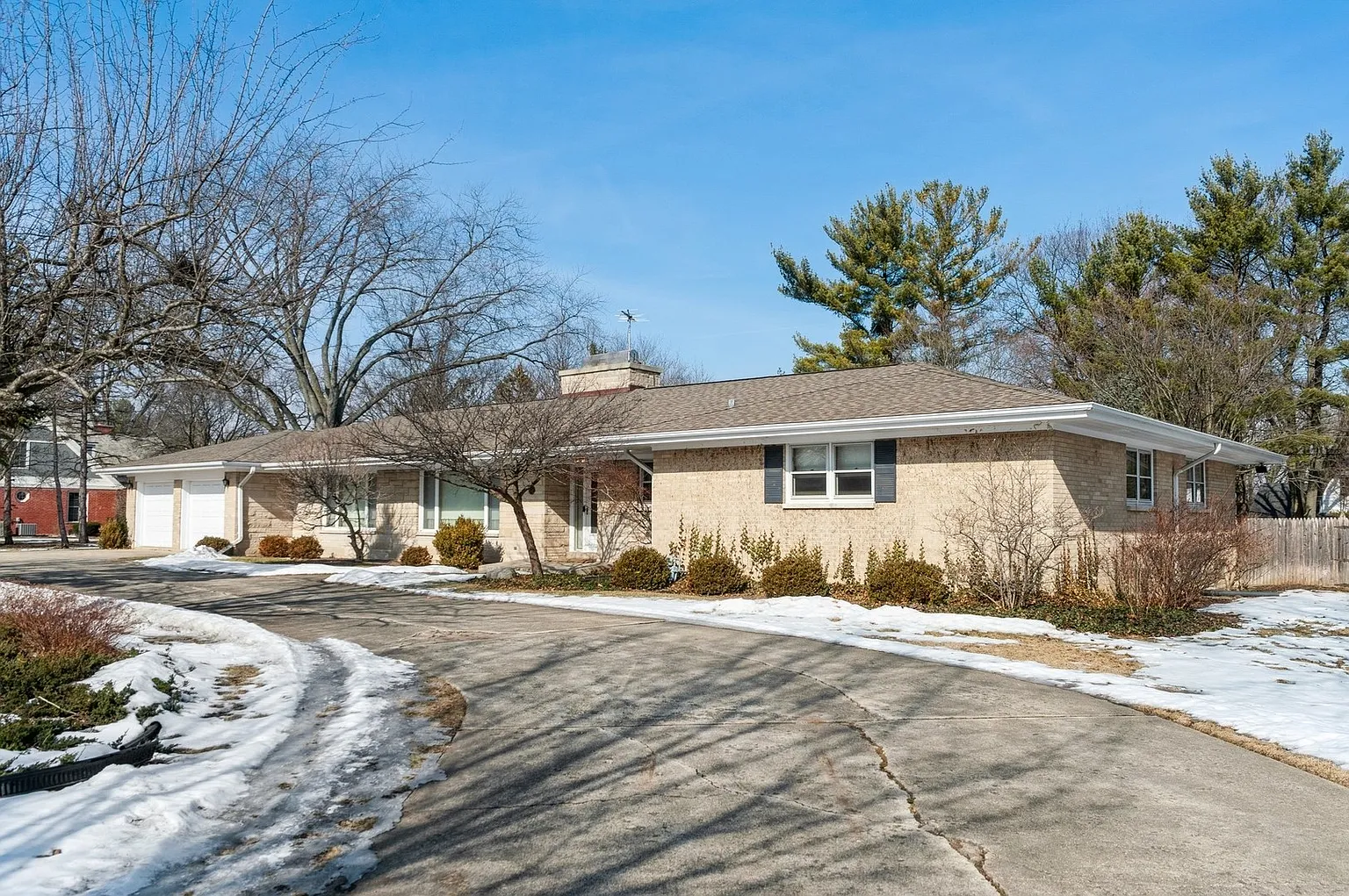 876 Castlegate Ct photo 1