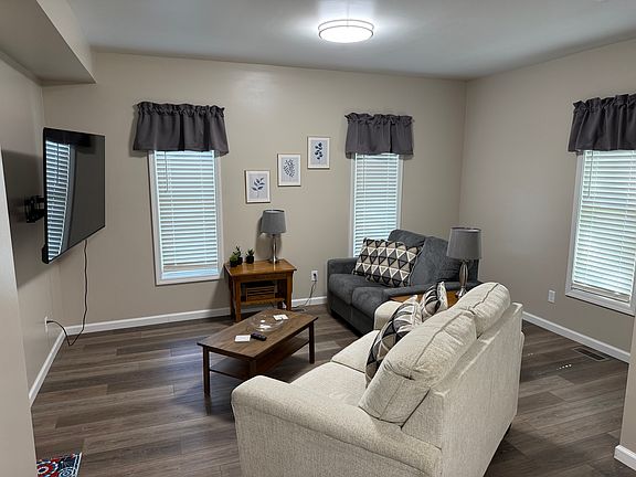 5th image of 512 Blackman St