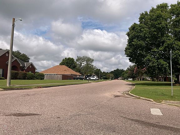 4th image of 506 Arrowleaf Pl