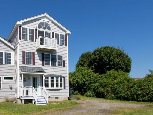 47 Pearl Street, Hampton, NH 03842