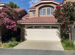 28102 Bobwhite Cir UNIT 2, Santa Clarita, CA 91350