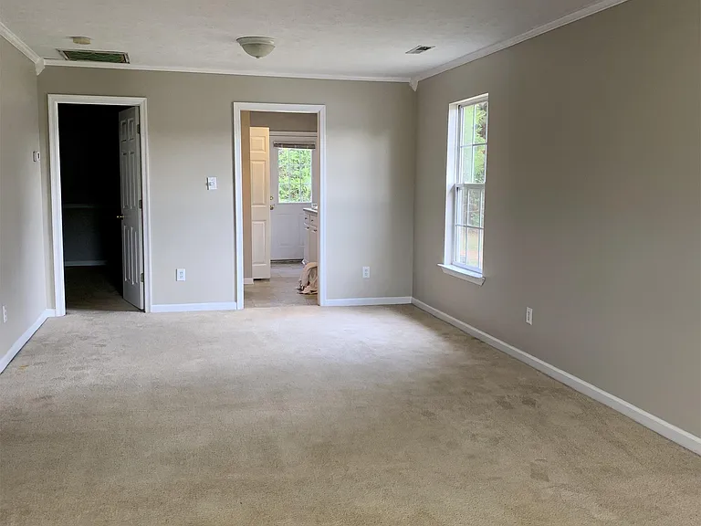 140 New Towne Rd — Photo 2