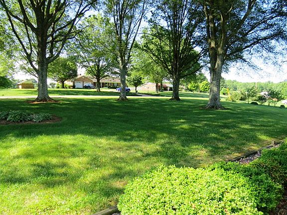 4th image of 150 Scenic View Dr