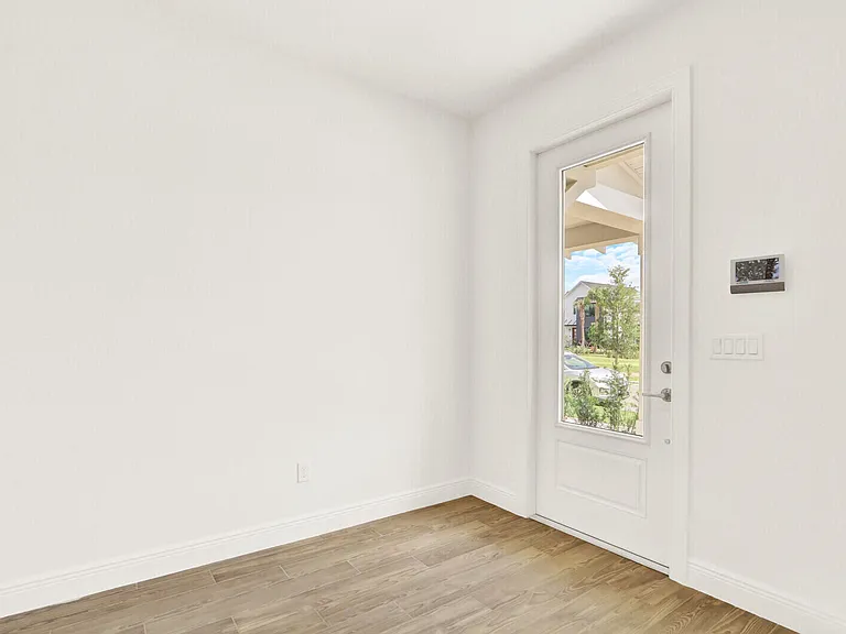 7808 SW Cline St — Photo 4