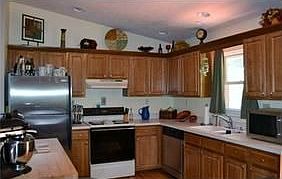 1st image of 206 Red Bud Ln