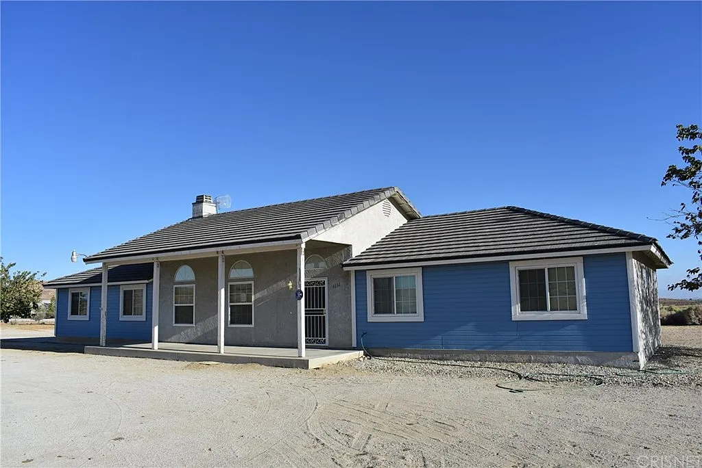 4236 Sweetser Rd photo 1