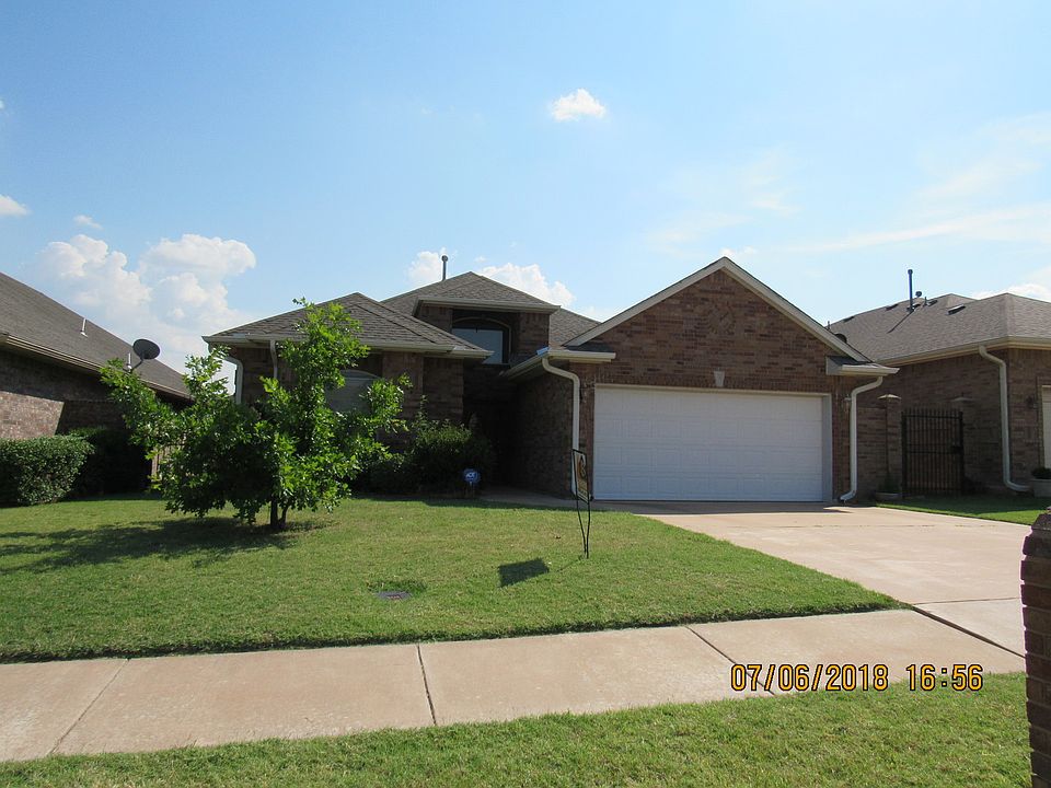 1st image of 6904 NW Maple Dr