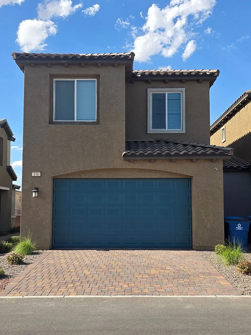 3-Bedroom, 2.5-Bath Townhome — Photo 1