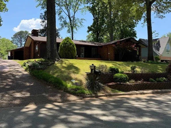 117 Kingswood Dr, Florence, AL 35630