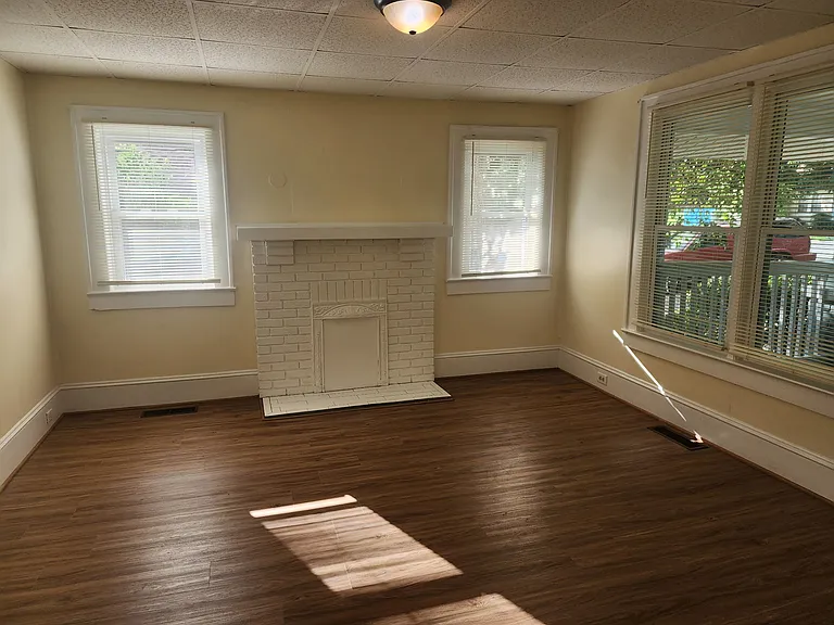 3109 Tuckaseegee Rd — Photo 4