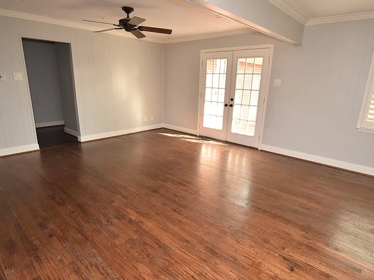 743 Newberry Dr — Photo 4