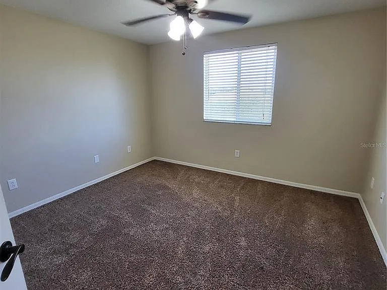 25903 Bloomsbury Ct — Photo 37