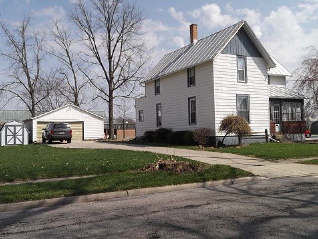 1st image of 326 Hill St