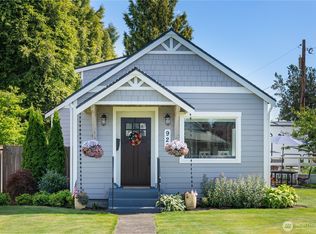 928 4th Ave SW, Puyallup, WA 98371