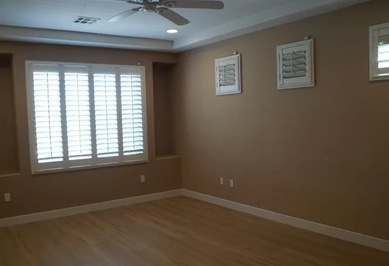 2407 Granada Bluff Ct — Photo 18
