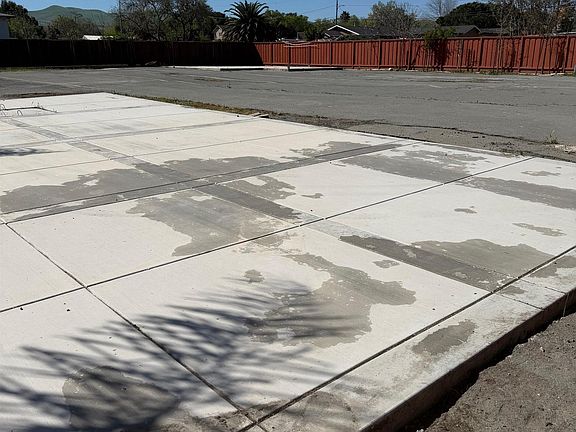 3rd image of 201 Solano Ave