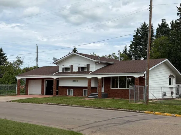 4844 57th Ave, High Prairie, AB T0G 1E0