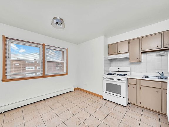 5th image of 14526 Cottage Grove Ave