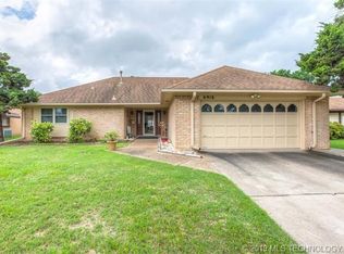 6916 E 20th St, Tulsa, OK 74112