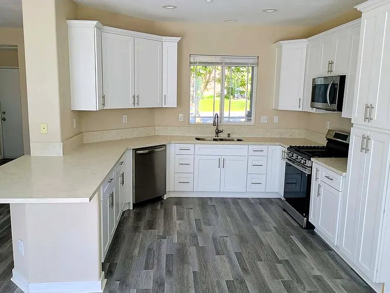 6263 Long Cove Dr — Photo 28