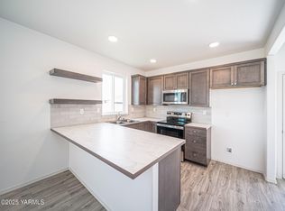 4700 W Oak Ave, Yakima, WA 98903