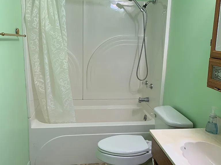 1054 Beverly Hills Dr — Photo 3