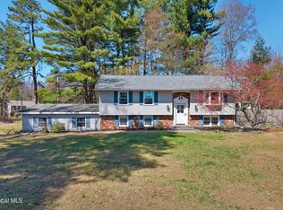 36 Evergreen Avenue, Clifton Park, NY 12065