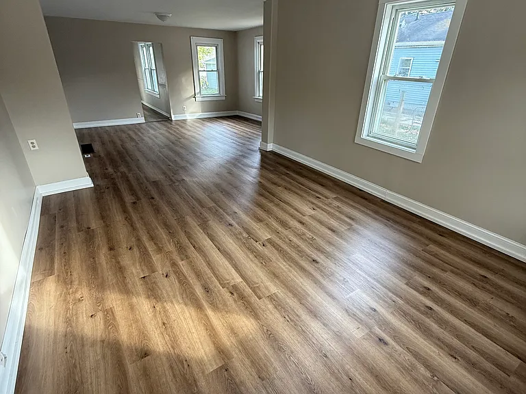 1414 Central St — Photo 1