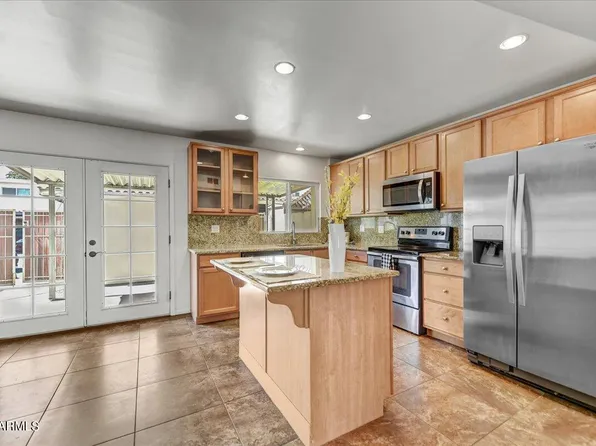 2034 W HAZELWOOD Parkway, Phoenix, AZ 85015