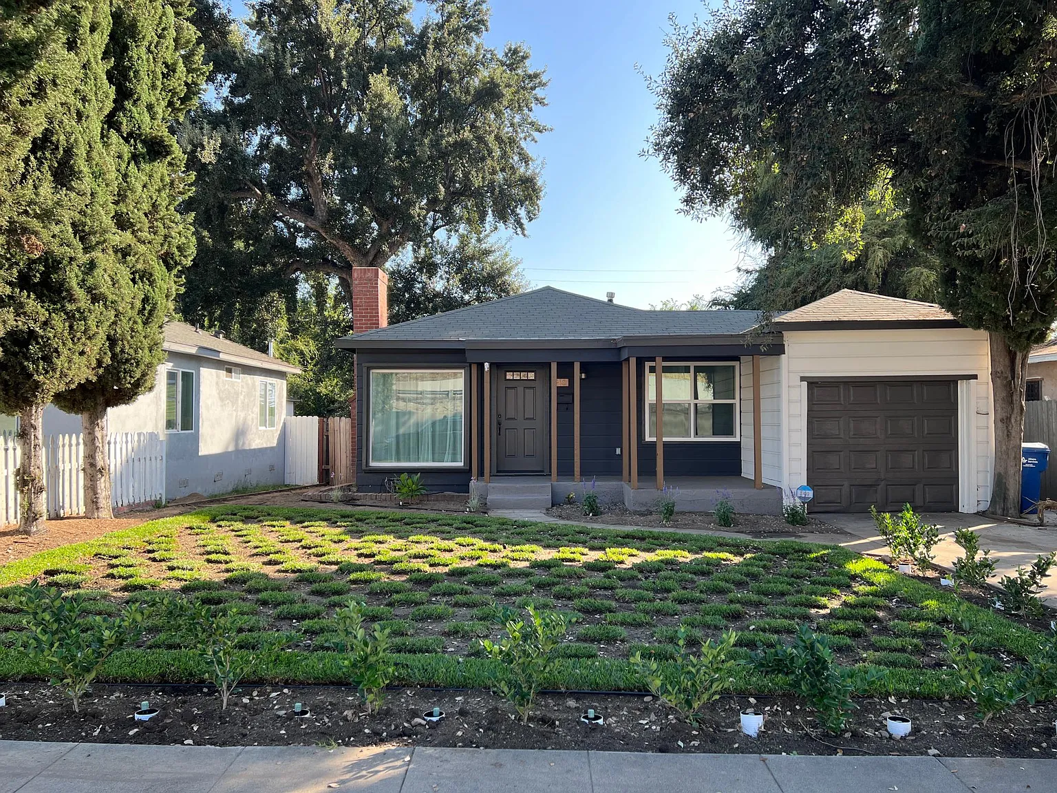 210 E Evergreen Ave — Photo 1