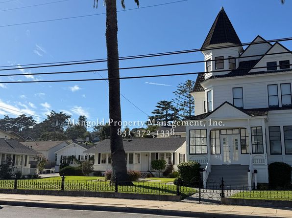 504 Van Buren St #506