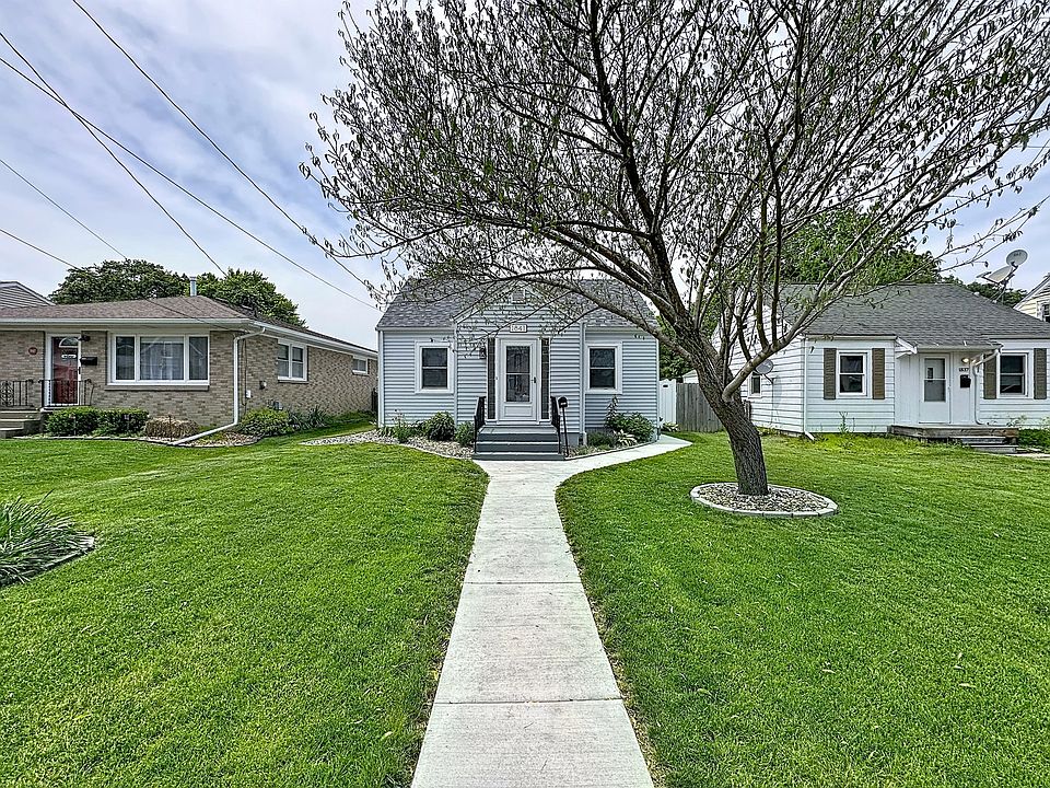 1st image of 1841 32nd St