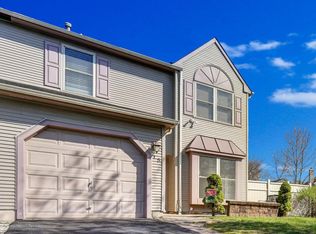 15 Longbrook Ln, Freehold, NJ 07728