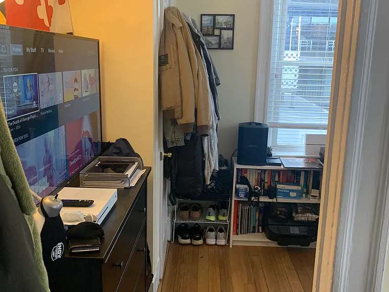 224 Hanover St #14 — Photo 6