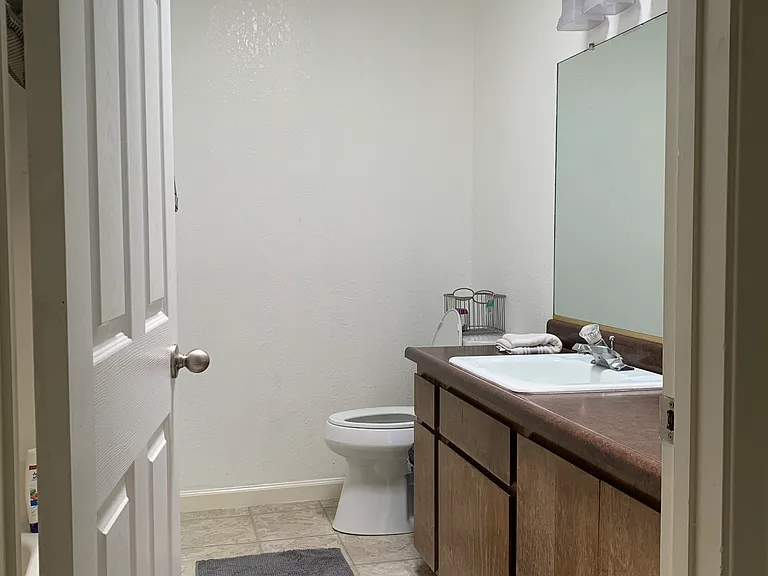 2801 Johnson Ave — Photo 5