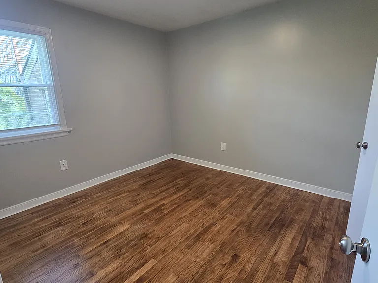 5225 Collindale Rd — Photo 8