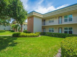 43 Vista Gardens Trl APT 106, Vero Beach, FL 32962