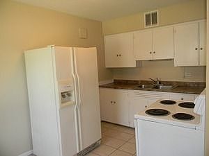 2nd image of 1218 Westmoreland Ave