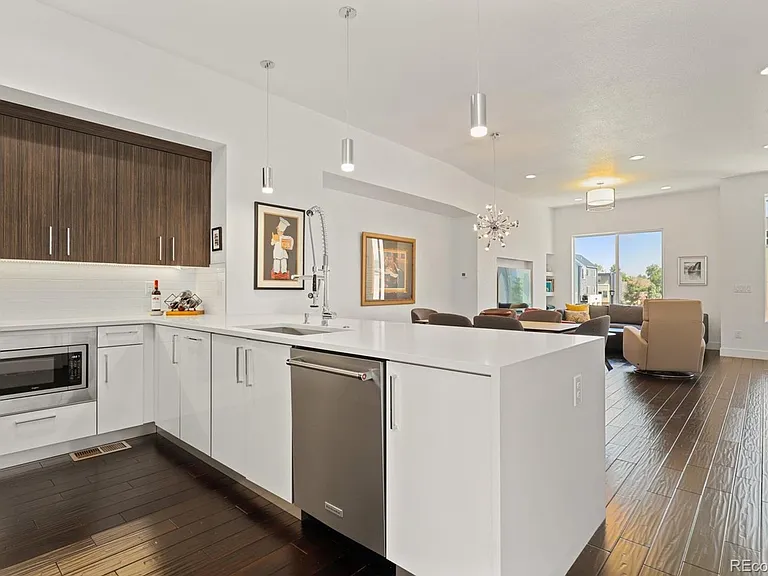 3040 Wilson Ct #4 — Photo 5