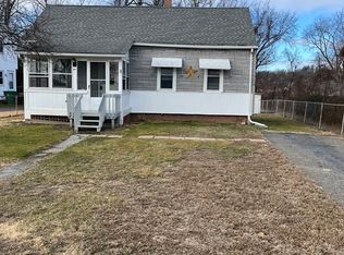 360 Chicopee St, Chicopee, MA 01013