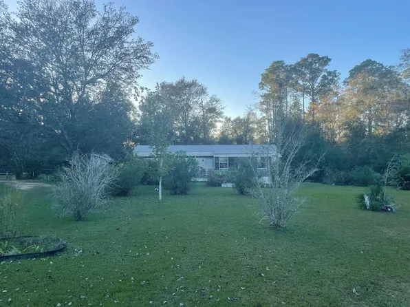 9996 Cottonwood Rd, Cottonwood, AL 36320