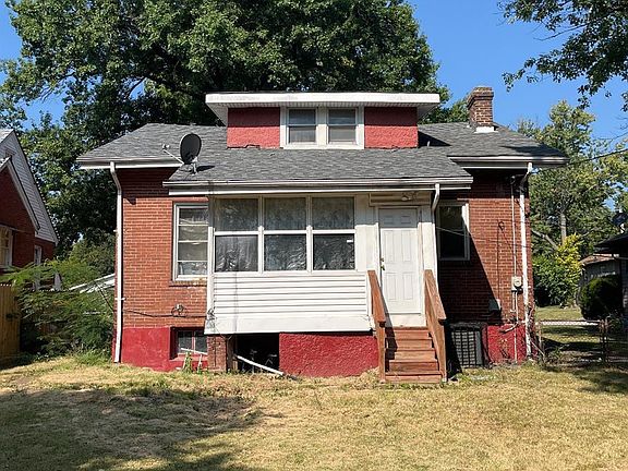4th image of 1610 Purdue Ave