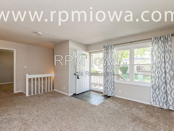 2nd image of 2537 NW 17th St